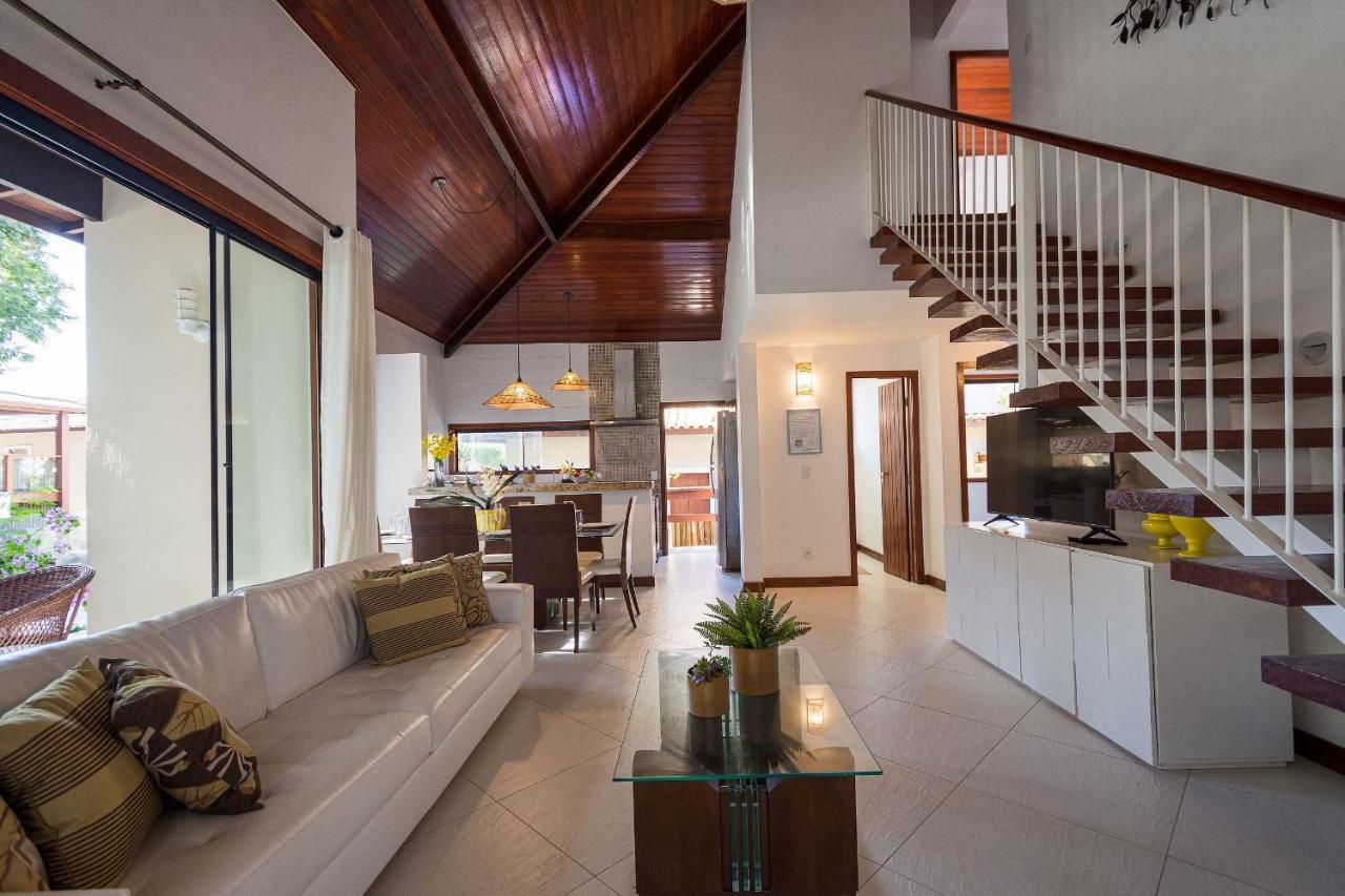 Casa Espetacular Entre Geriba E Ferradurinha - Wifi 200Mb - Piscina Do Codominio - 700 M Da Praia - Garagem - 4 Suites - Area Gourmet Privativa - Cozinha Equipada - Area Kids - Portaria 24H - Ar Condicionado Armacao dos Buzios ภายนอก รูปภาพ