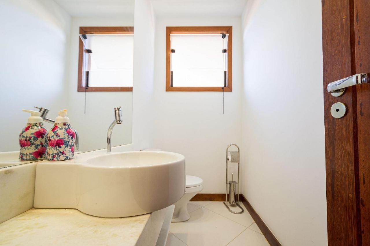 Casa Espetacular Entre Geriba E Ferradurinha - Wifi 200Mb - Piscina Do Codominio - 700 M Da Praia - Garagem - 4 Suites - Area Gourmet Privativa - Cozinha Equipada - Area Kids - Portaria 24H - Ar Condicionado Armacao dos Buzios ภายนอก รูปภาพ